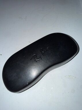 Ray-Ban Black Curved Sunglasses Case